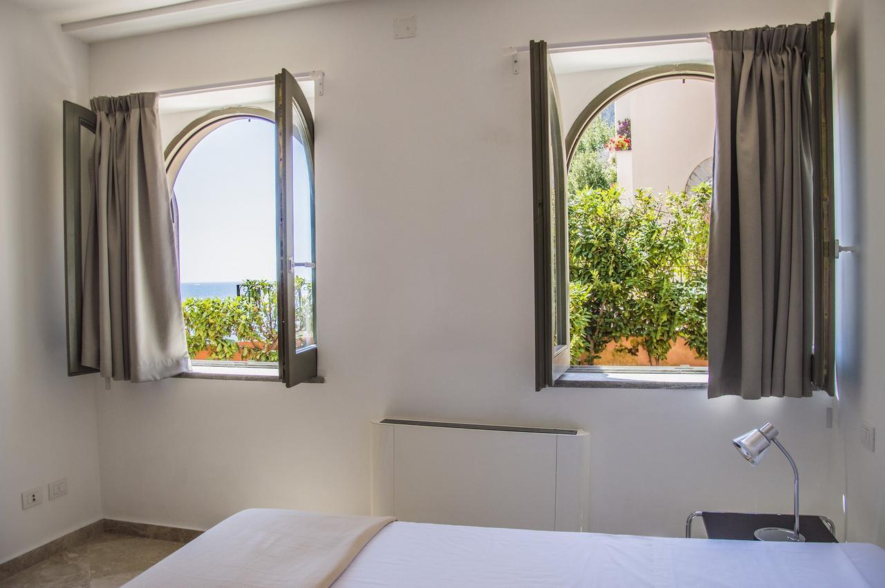 Sunrise Guest House Gaeta Exteriör bild