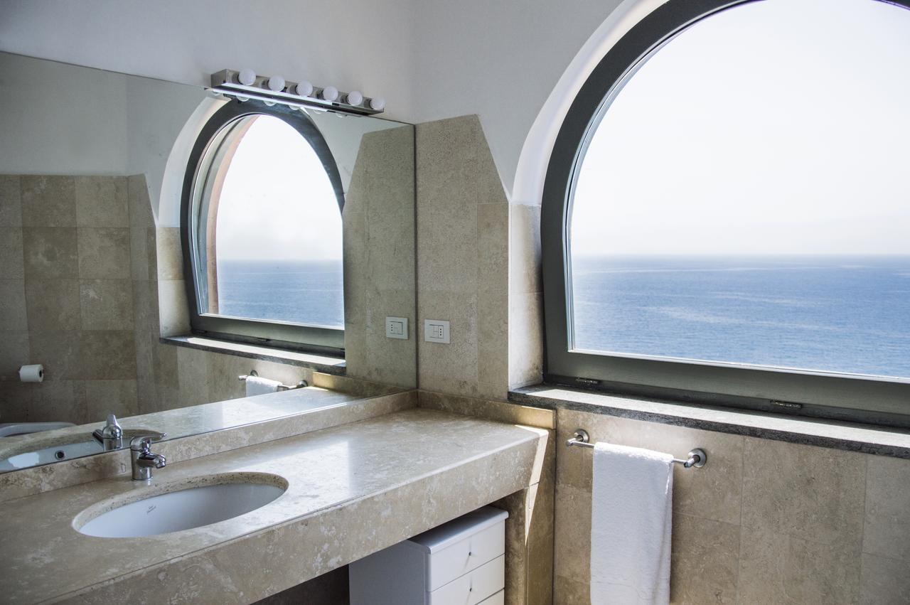 Sunrise Guest House Gaeta Exteriör bild
