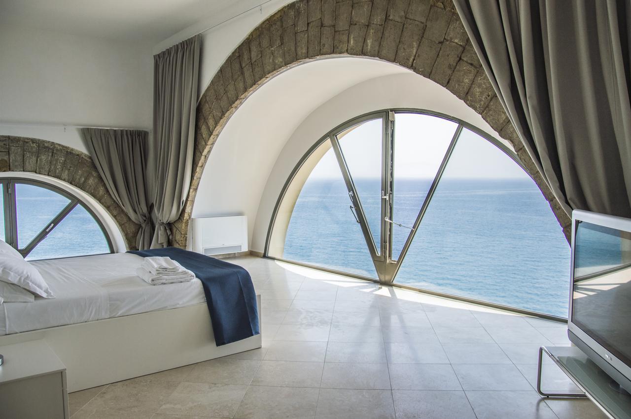 Sunrise Guest House Gaeta Exteriör bild